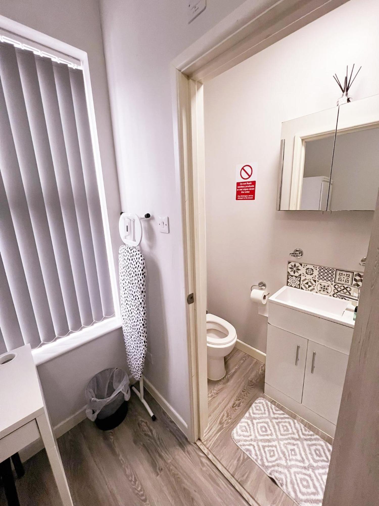 51 Kingsway Coventry Cv2 4Ff Bed & Breakfast Luaran gambar