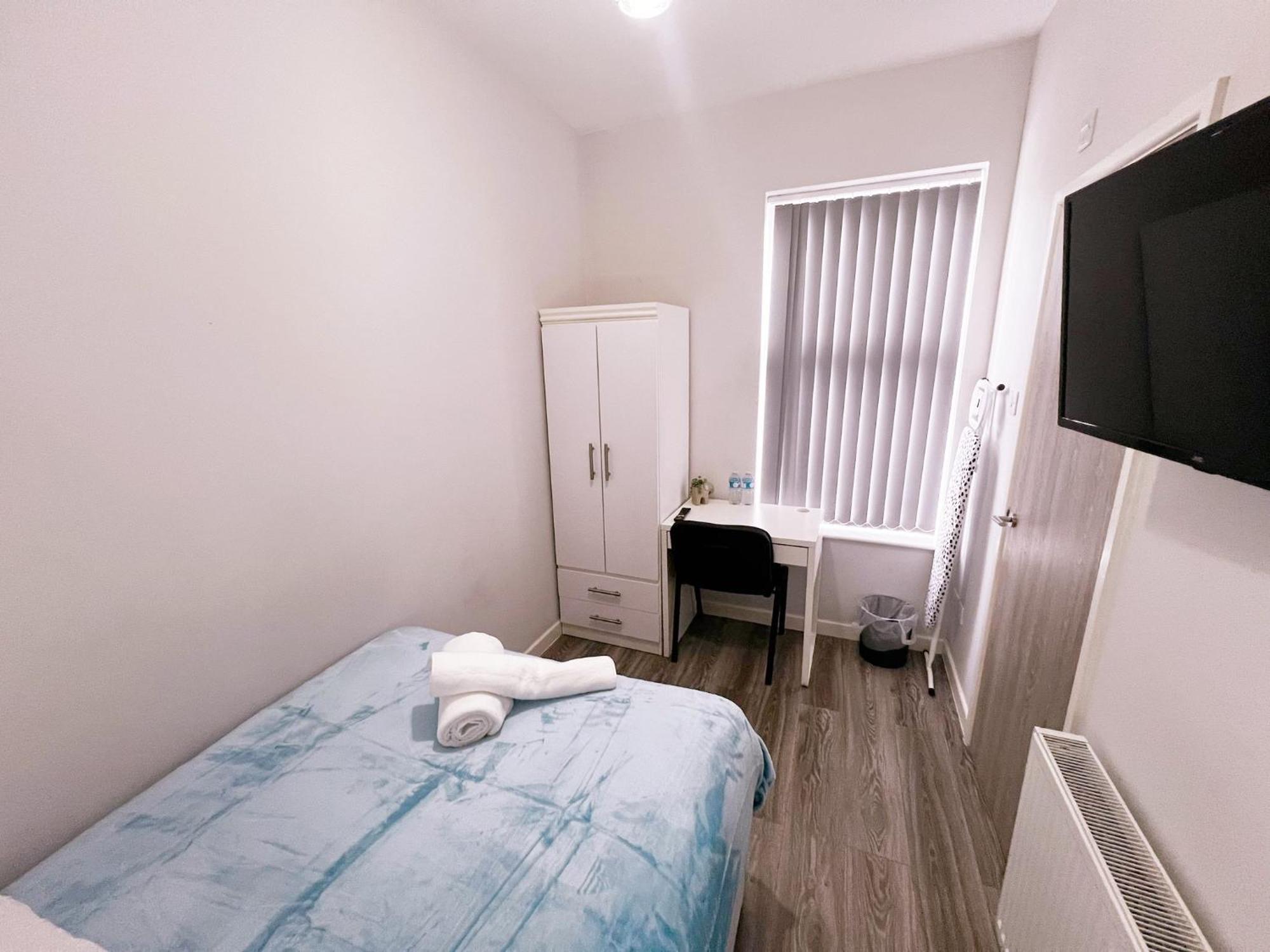 51 Kingsway Coventry Cv2 4Ff Bed & Breakfast Luaran gambar