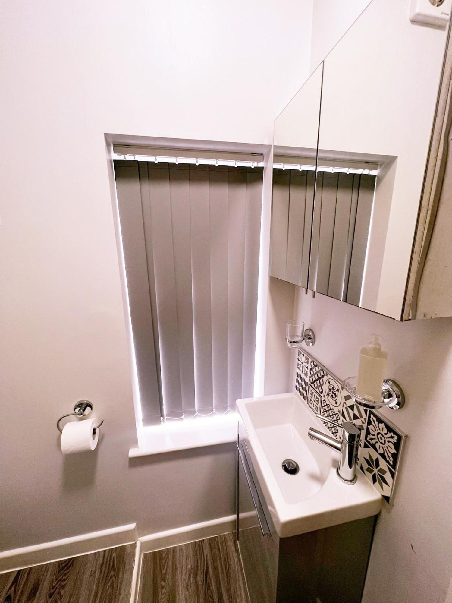 51 Kingsway Coventry Cv2 4Ff Bed & Breakfast Luaran gambar