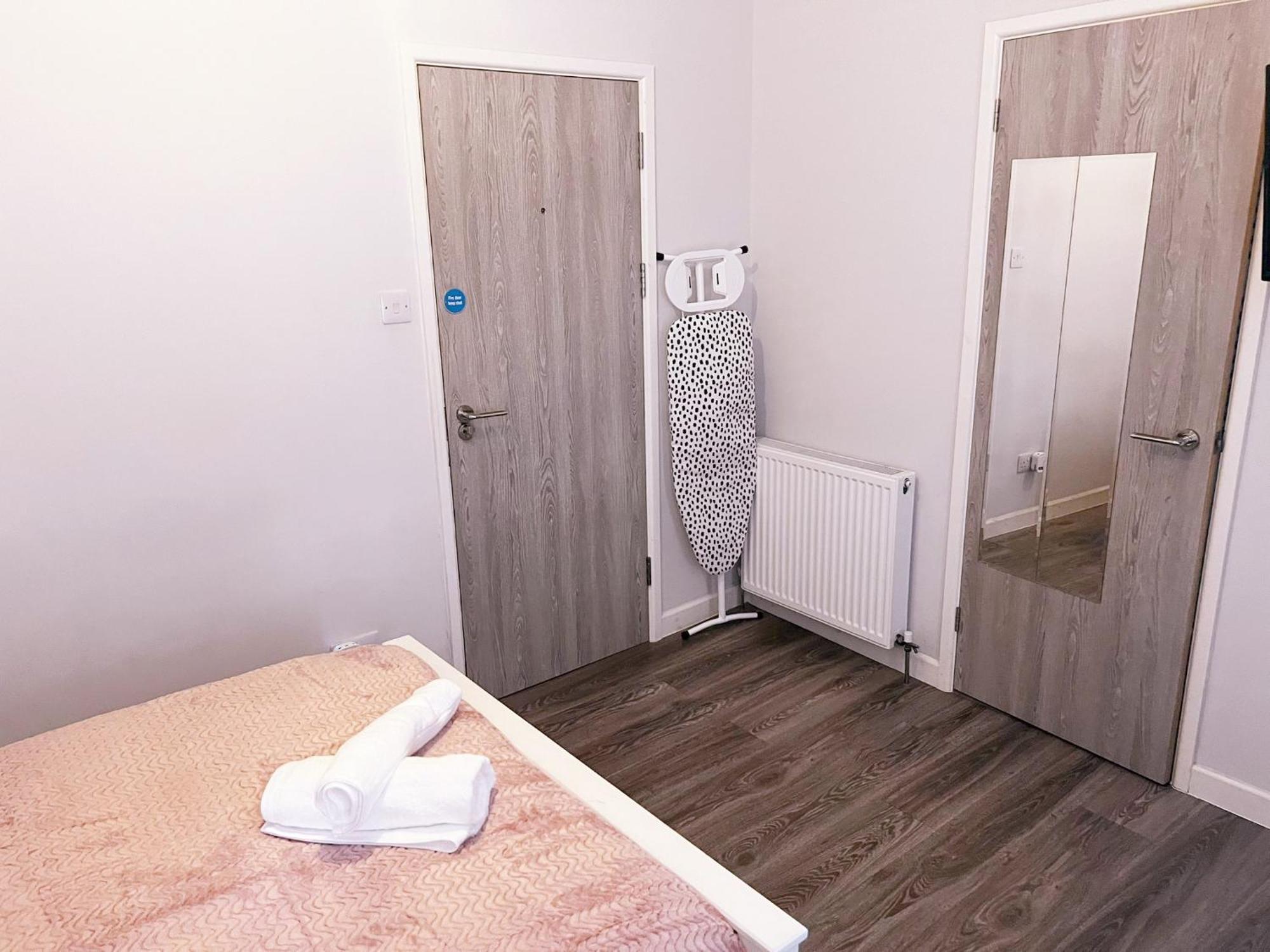51 Kingsway Coventry Cv2 4Ff Bed & Breakfast Luaran gambar