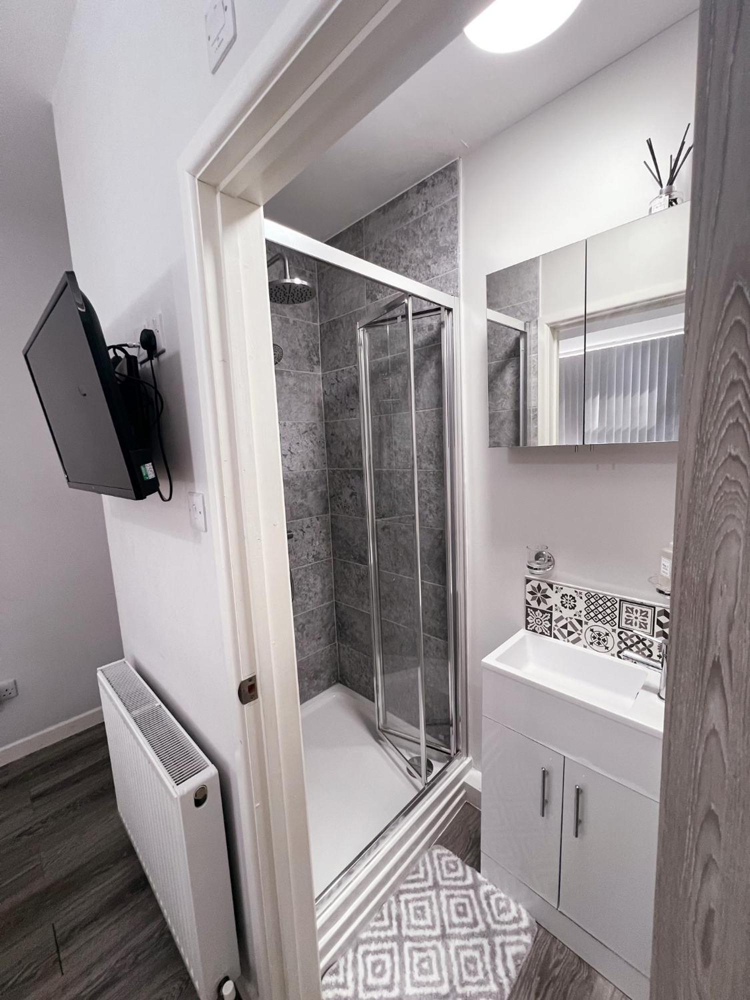 51 Kingsway Coventry Cv2 4Ff Bed & Breakfast Luaran gambar